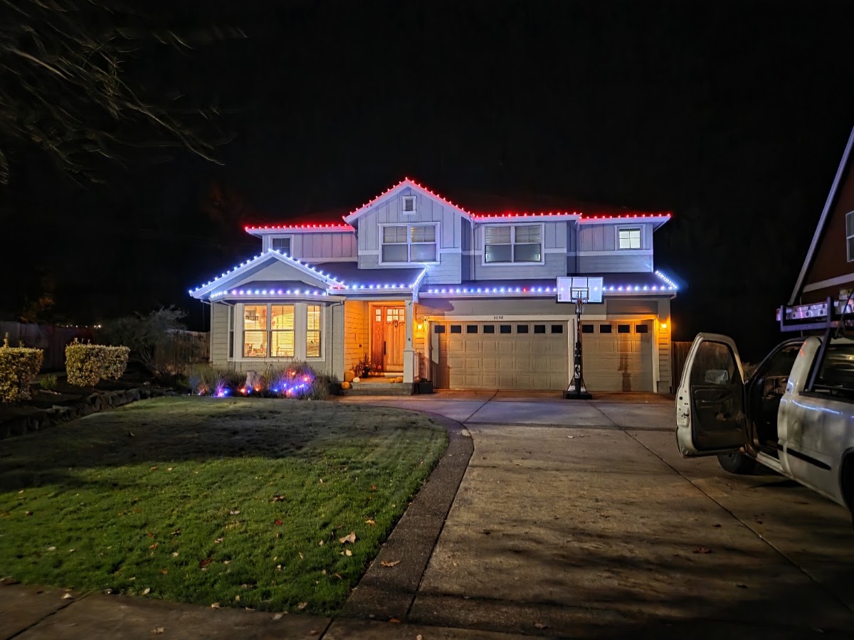 Christmas roofline lighting from Got Lights LLC